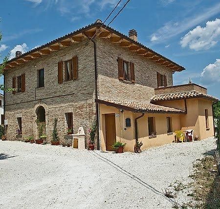 Antica Loggia Hotel Fabriano Eksteriør billede